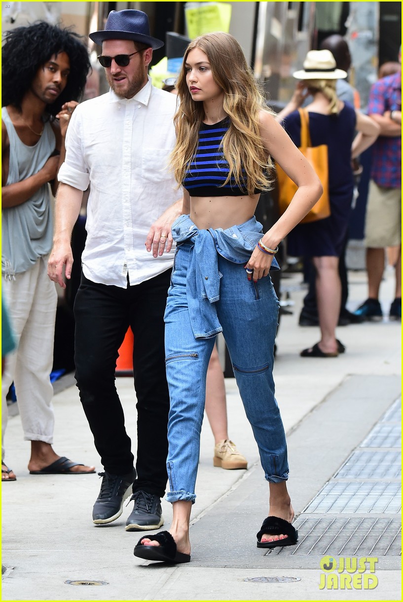 Gigi Hadid Touches & Tells With 'Sports Illustrated' Watch Now