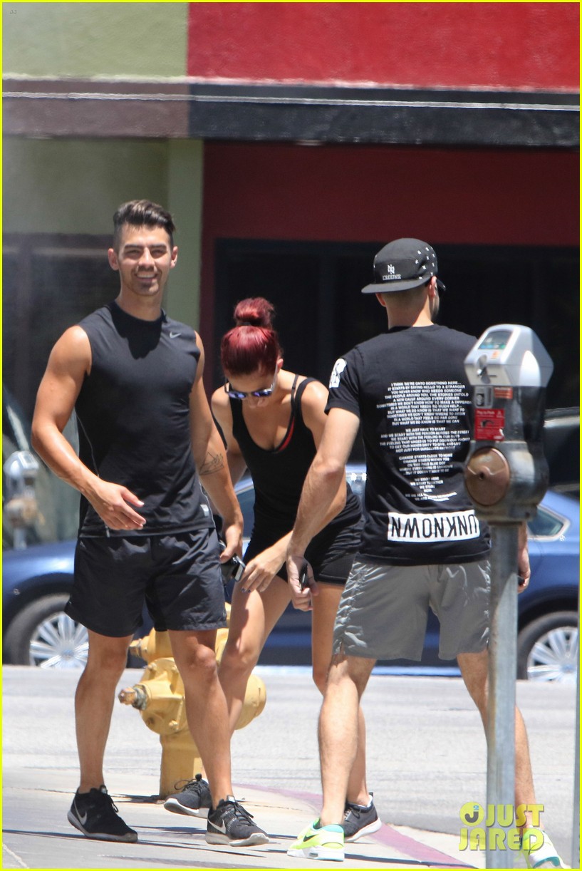 Joe Jonas' Favorite Collaborations Were With Demi Lovato Photo 3715118