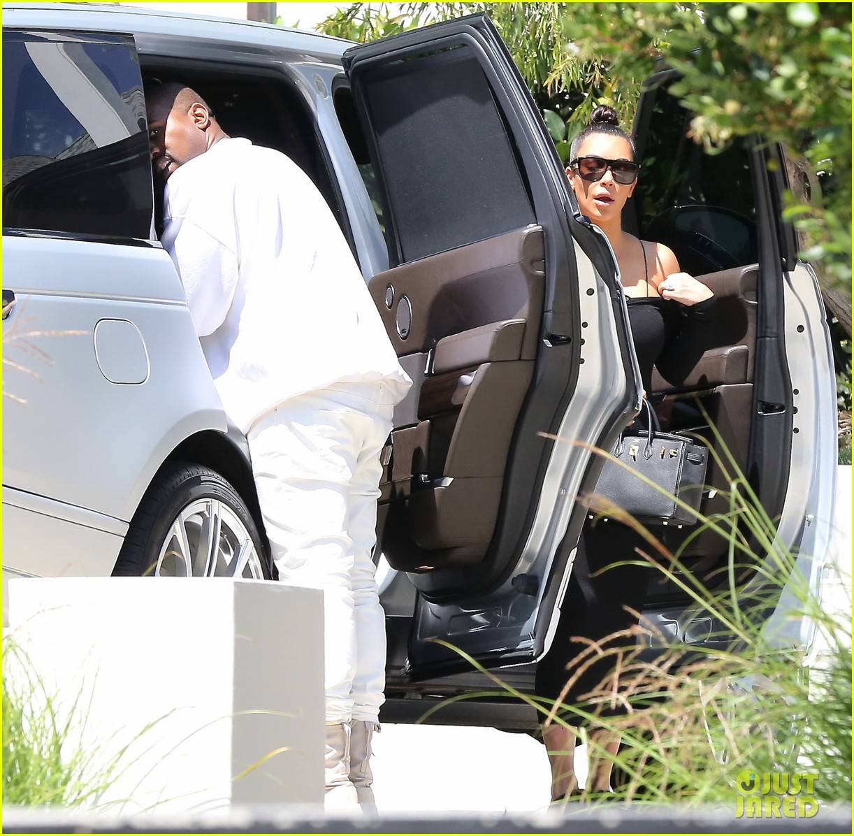 Kim Kardashian Shares Adorable Video of North & Penelope Being BFFs