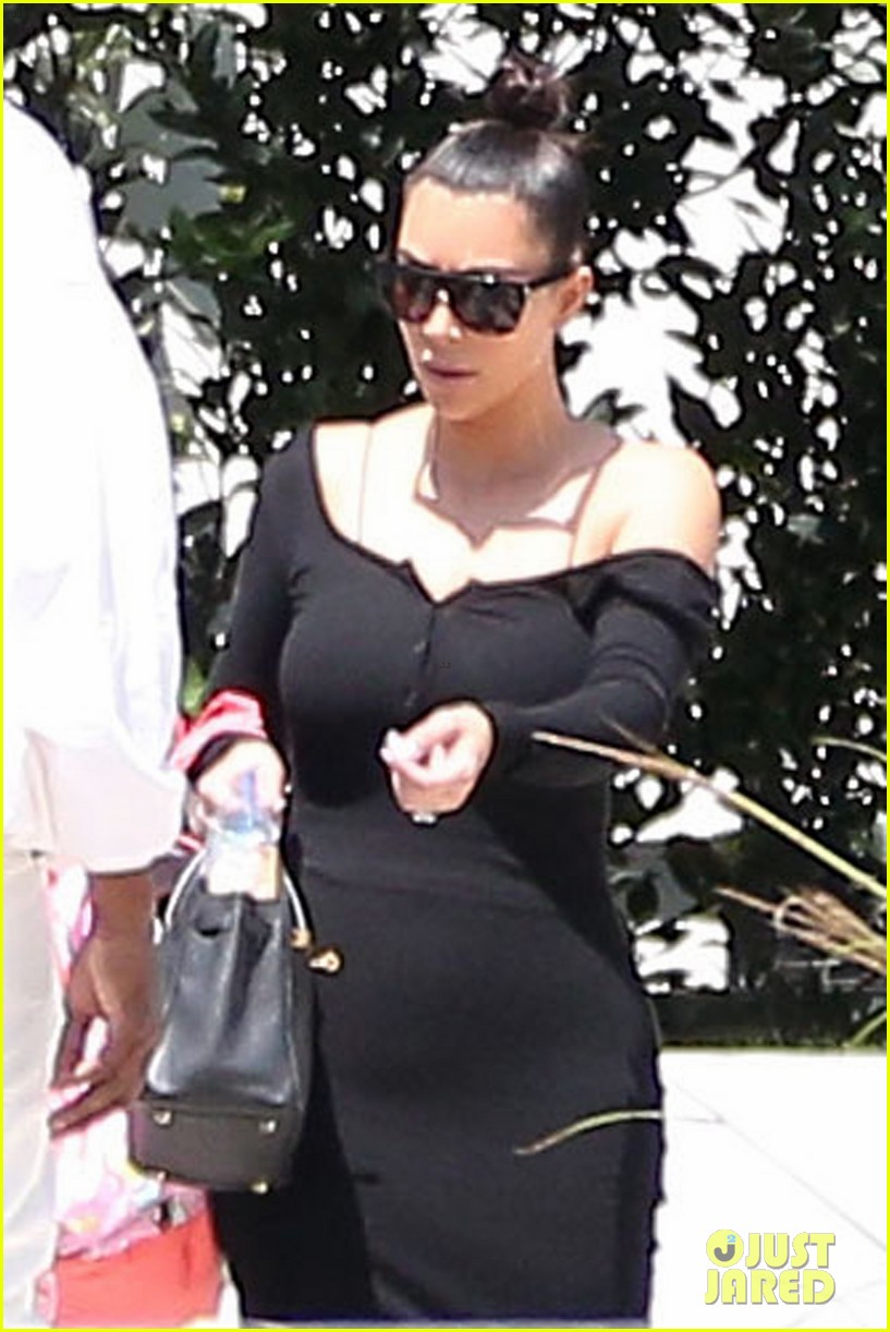 Kim Kardashian Shares Adorable Video of North & Penelope Being BFFs