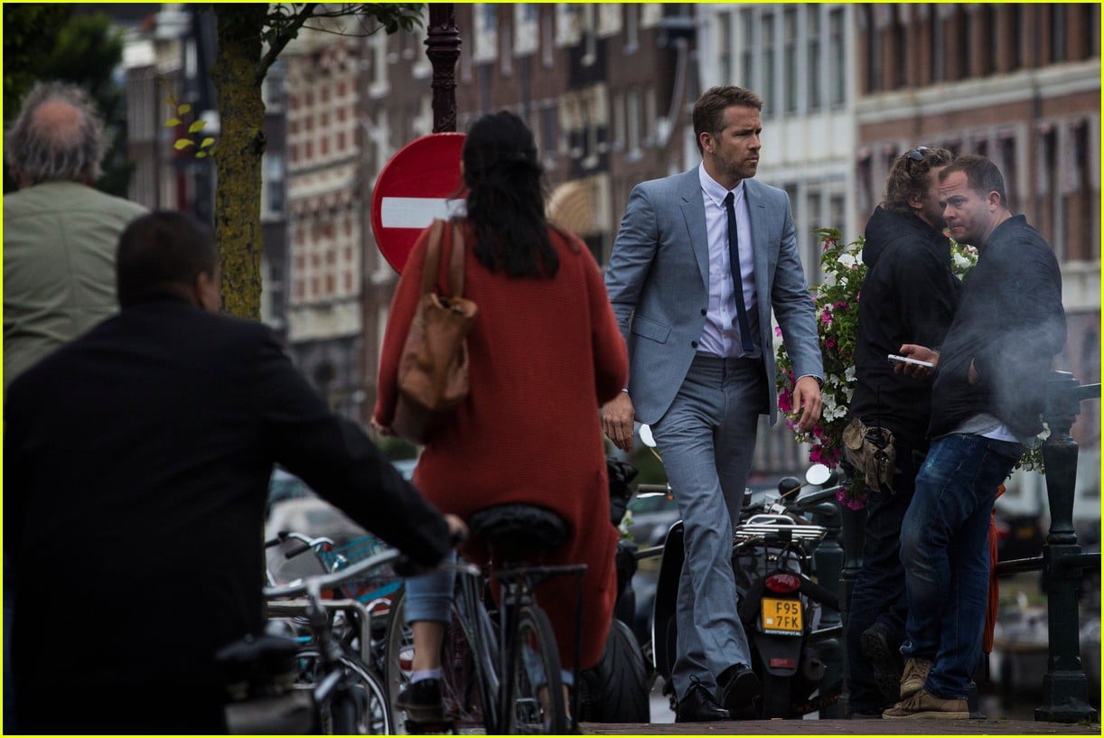 Ryan Reynolds Heads to Amsterdam to Film 'The Hitman's Bodyguard ...