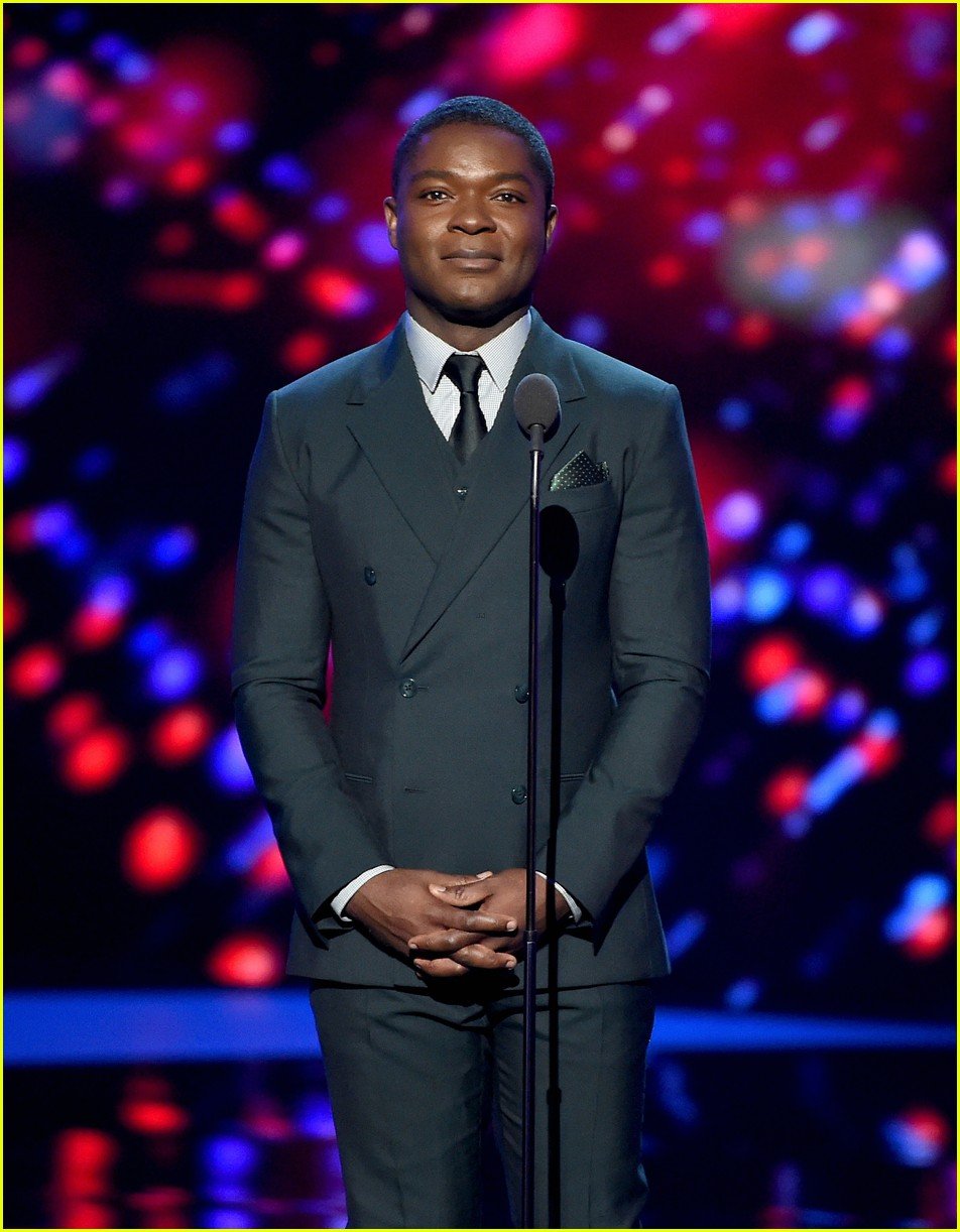 Usher & David Oyelowo Present at ESPY Awards 2016: Photo 3705819