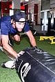 shawn booth works out with nyc first responders 04