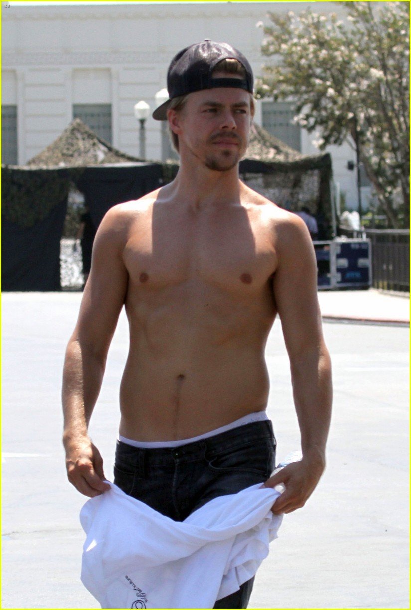 Posted 7 August 2022 12:24 am. derek hough dwts guys go shirtless to film p...