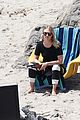 january jones takes a break on the set of last man on earth 01
