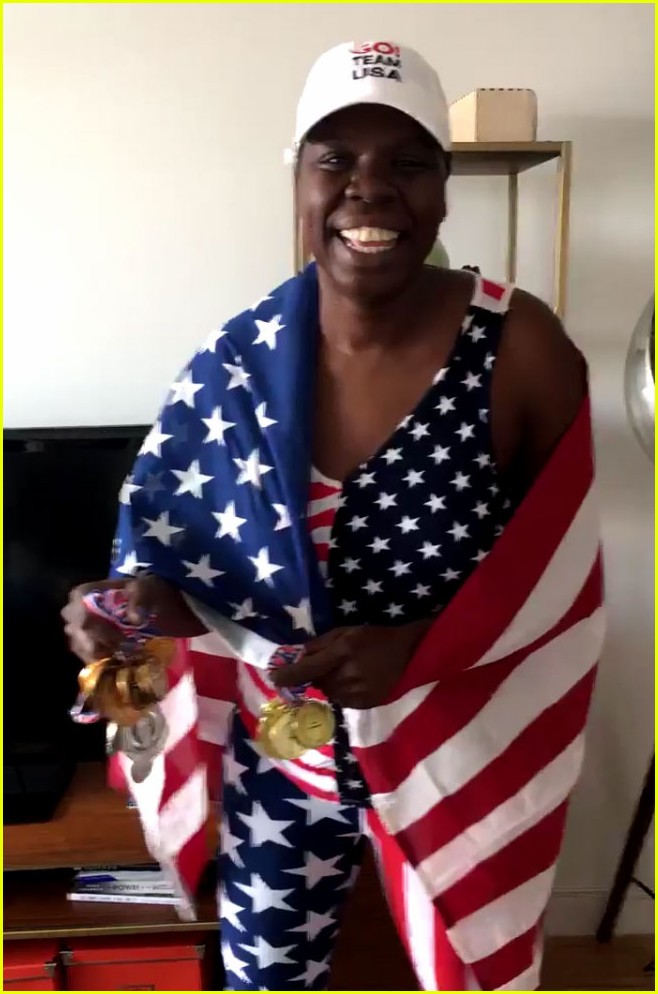 Leslie Jones Continues Her Amazing Olympics Commentary! Photo 3728645(02)