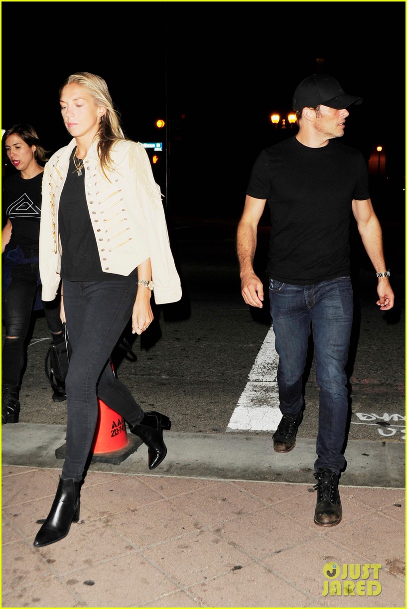 James Marsden Hits Up Radiohead Concert With Girlfriend Edei Photo