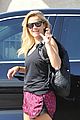 reese witherspoon jogs in brentwood 03