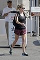 reese witherspoon jogs in brentwood 04