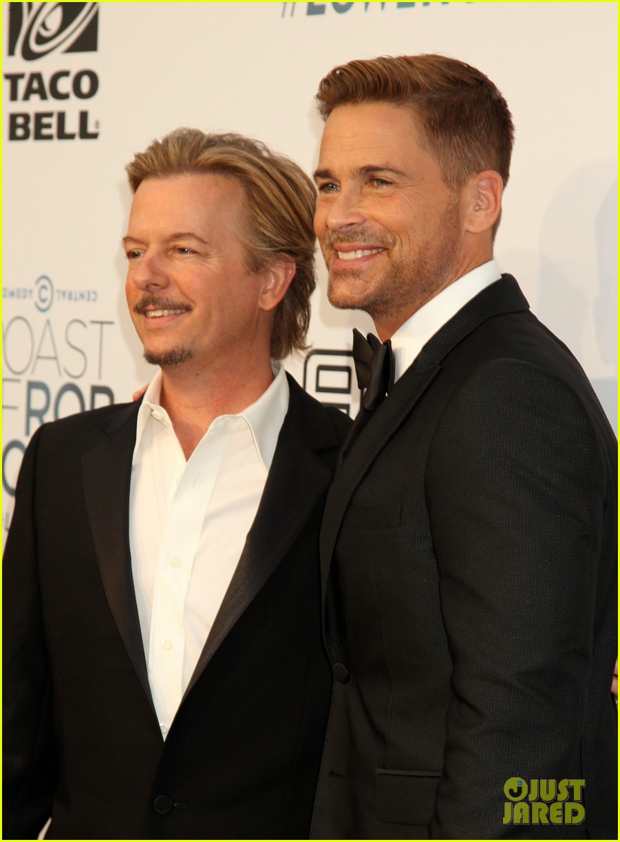 Peyton Manning Helps Roast Rob Lowe for Comedy Central Photo 3743558