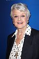 angela lansbury sings beauty and the beast live 25 years later 04