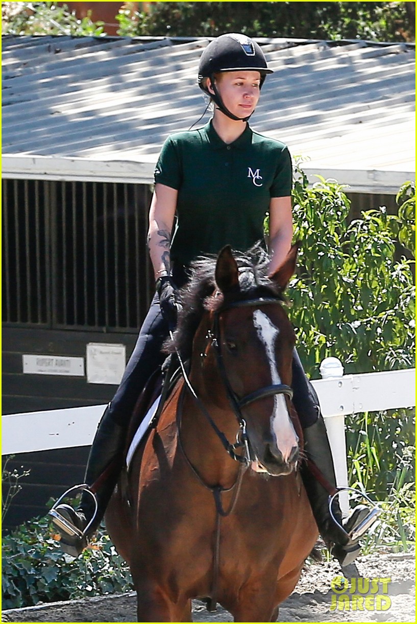 Photo: iggy azalea goes horseback riding after her romantic vacation