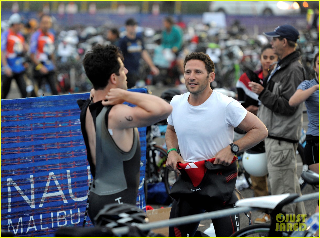 Photo james marsden zac efron among celebs malibu triathlon 15 Photo