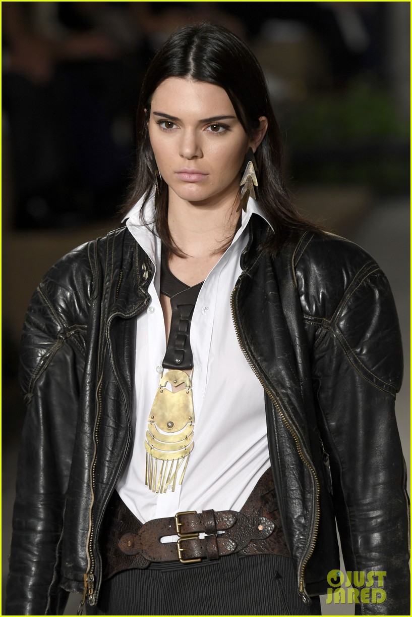 Photo: kendall jenner bella hadid ralph lauren runway 07 | Photo