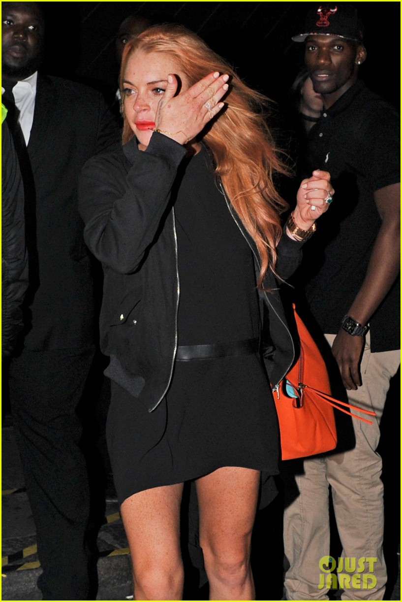 Lindsay Lohan Set to Appear on Jamie Oliver's Cooking Show Photo