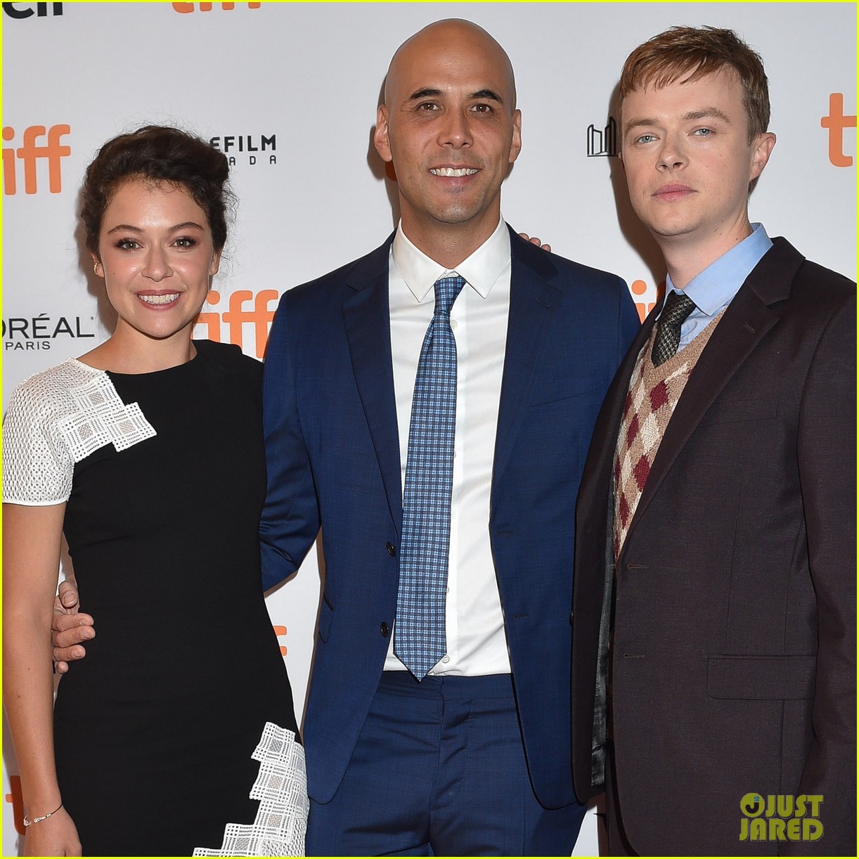 Photo: tatiana maslany dane dehaan premiere two lovers and a bear at