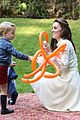 kate middleton prince william balloon animals george charlotte 31