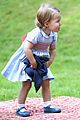 kate middleton prince william balloon animals george charlotte 33