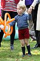 kate middleton prince william balloon animals george charlotte 34