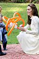 kate middleton prince william balloon animals george charlotte 35
