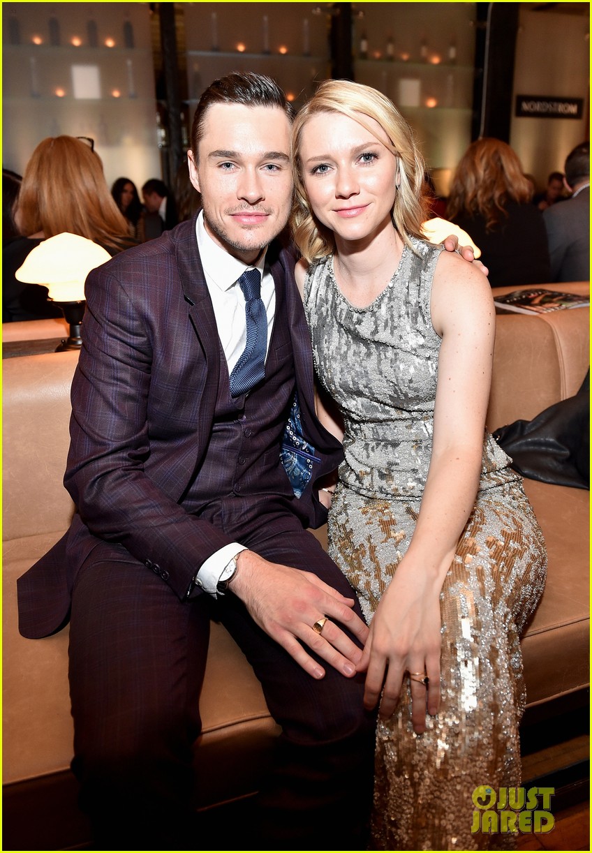 Jennifer Connelly Uzo Abuda Step Out For American Pastoral Premiere At Tiff Photo 16 Toronto Film Festival Dakota Fanning Ewan Mcgregor Jennifer Connelly Molly Parker Sam Underwood Toronto Film