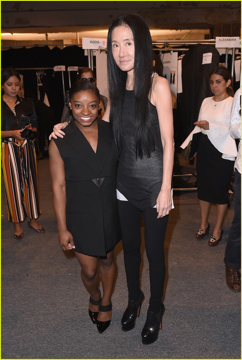 Photo simone biles releases statement about drug test leak 02 Photo