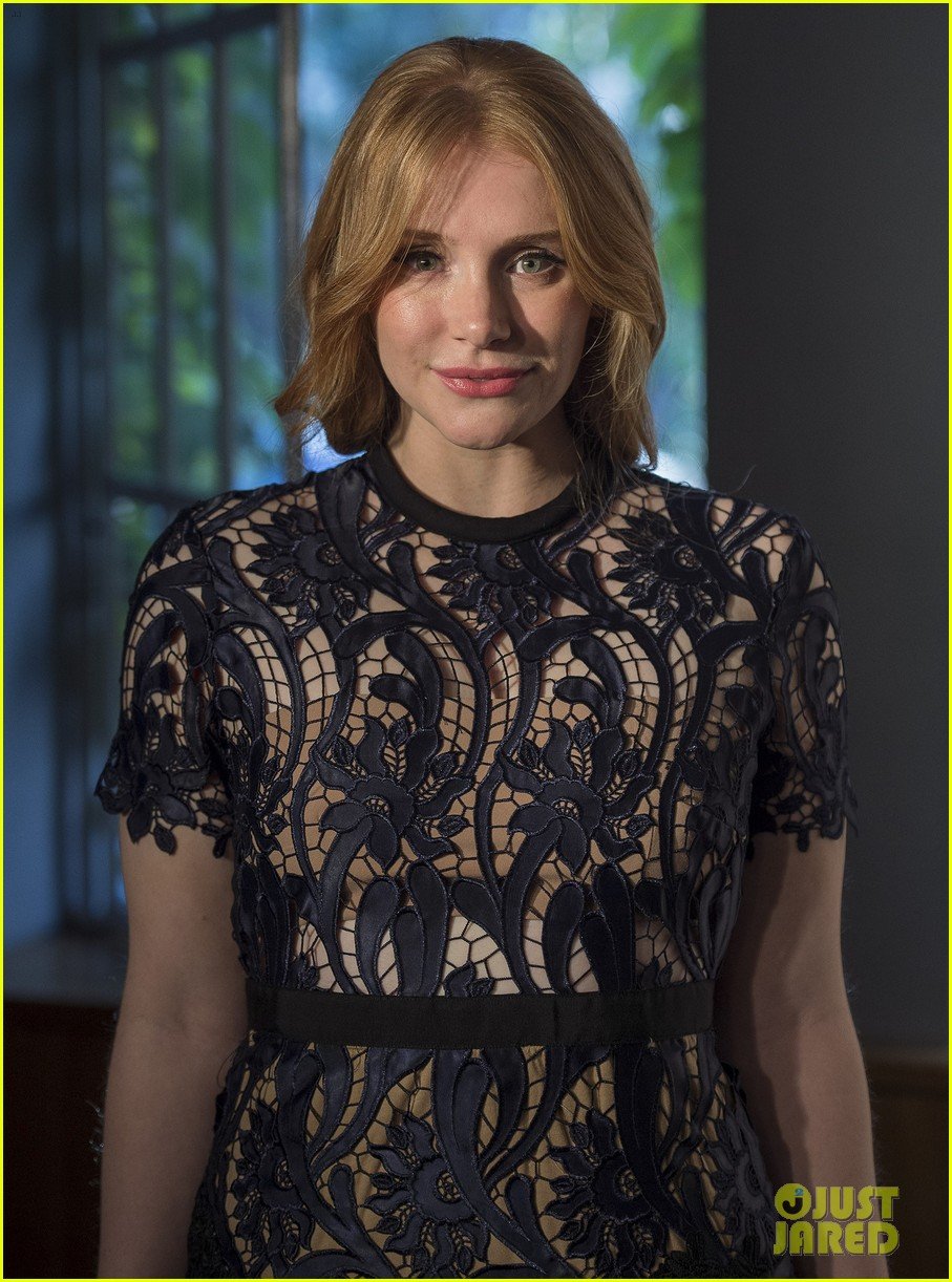 Photo bryce dallas howard alice eve gugu mbatha raw black mirror