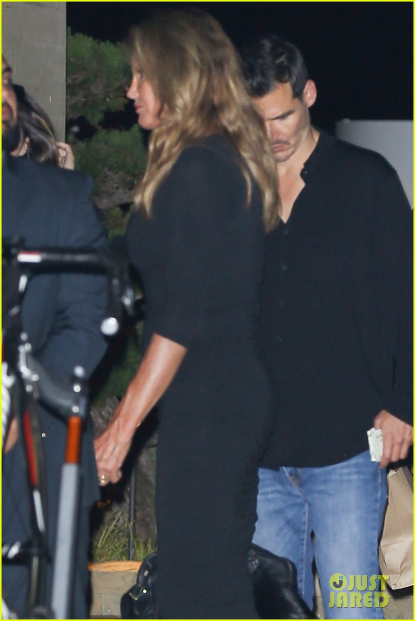 Caitlyn Jenner Would Have to Use Men&rsquo;s Shower, North Carolina Governor