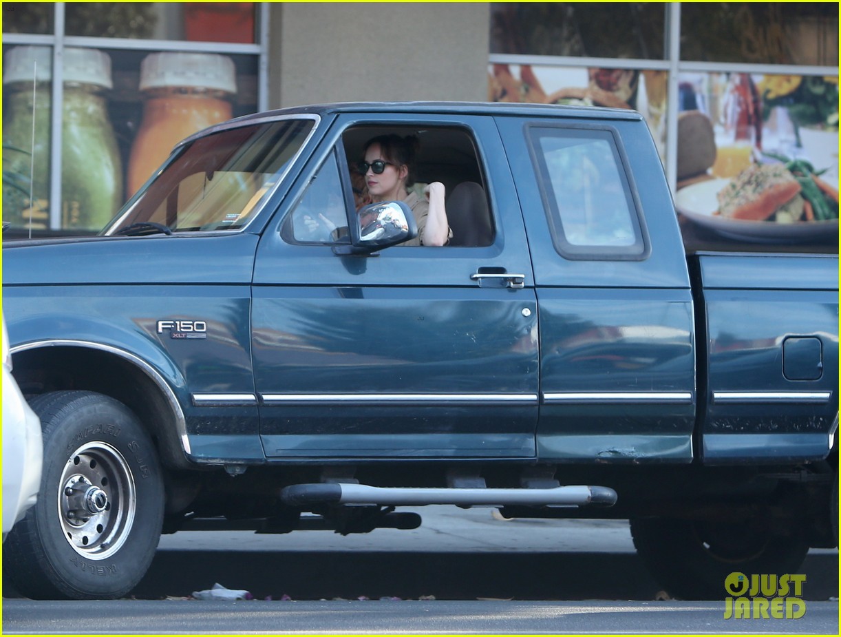 Photo dakota johnson barefoot gas station truck 27 Photo 3779613 Just Jared