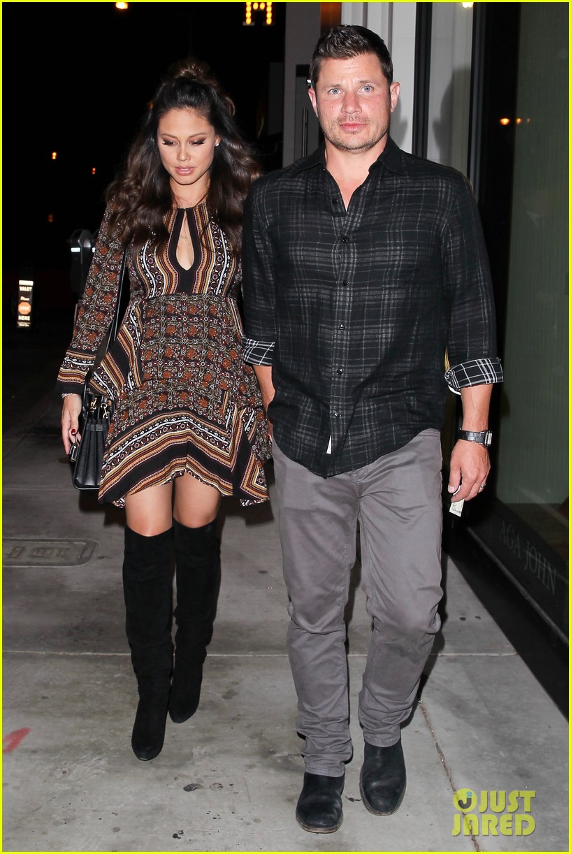 Nick Lachey & Pregnant Wife Vanessa Hold Hands for Date Night at LA's