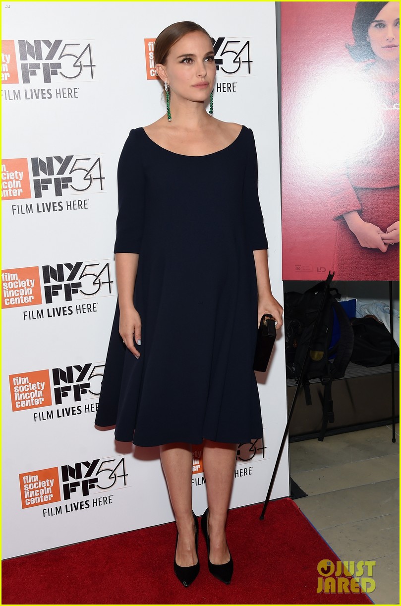Pregnant Natalie Portman Is Simply Stunning at 'Jackie' NYC Premiere