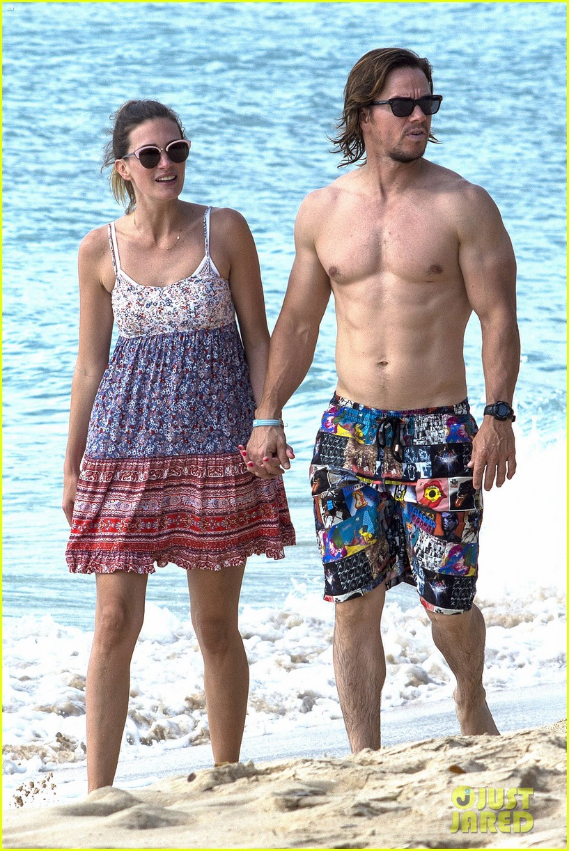 Mark Wahlberg Continues Showing Off His Hot Body in Barbados! Photo