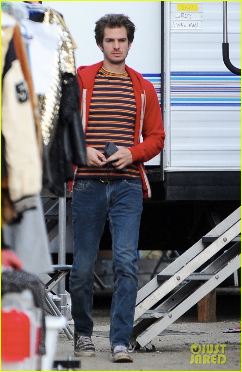 Photo andrew garfield under silver lake riley keough 05 Photo 3814871 Just Jared Photo andrew garfield under silver lake riley keough 05 Photo 3814871 Just Jared
