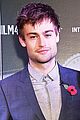douglas booth suits up to announce 2016 bifa 04