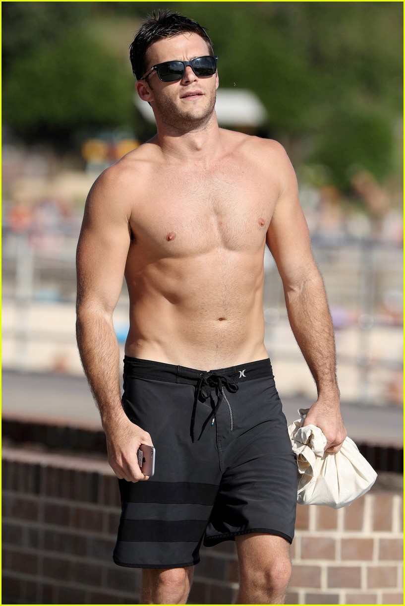 Scott Eastwood Bares His Buff, Ripped Body on the Beach! scott eastwood shi...