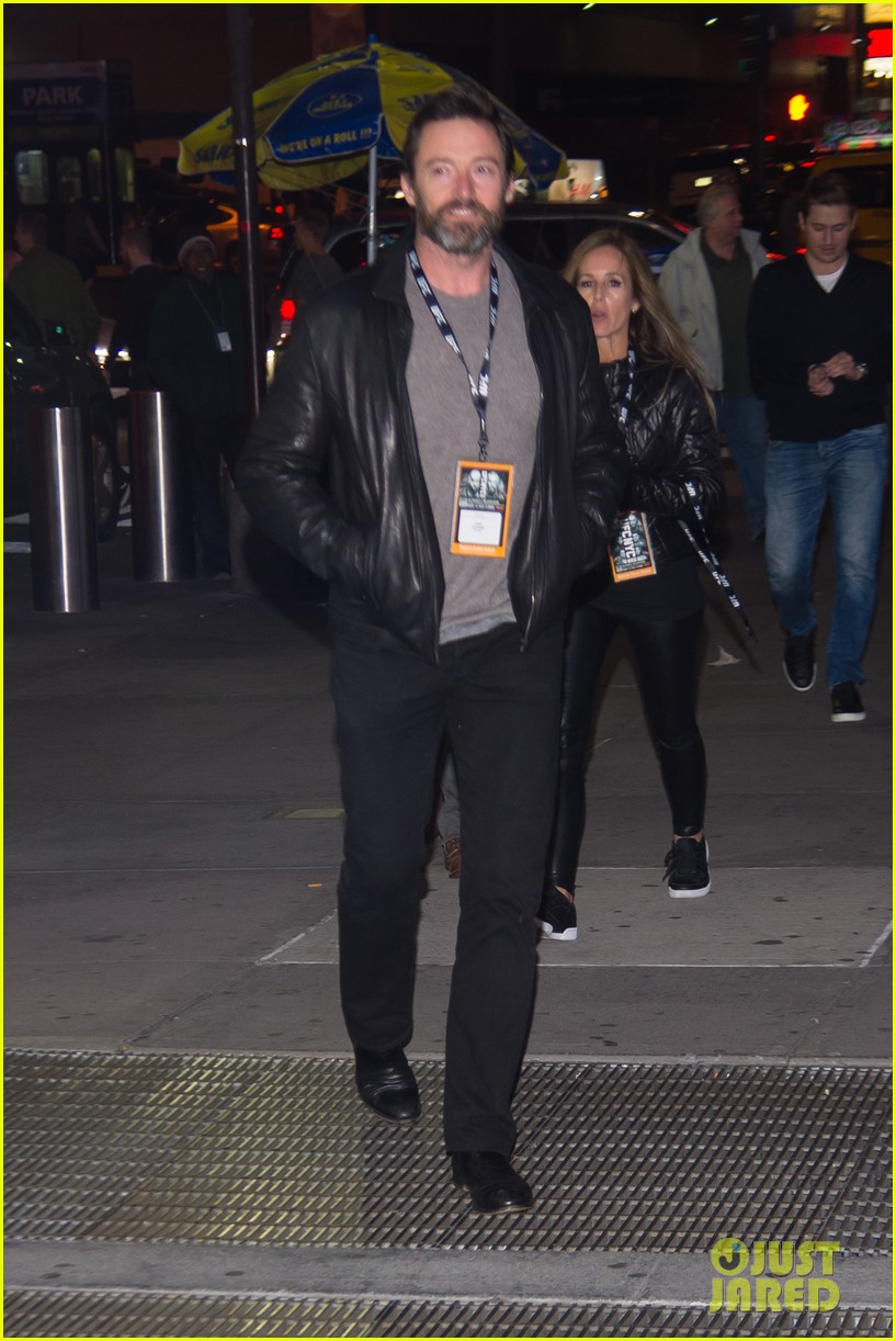 Hugh Jackman & Zac Efron Meet Up for UFC 205! Photo 3807868 Hugh