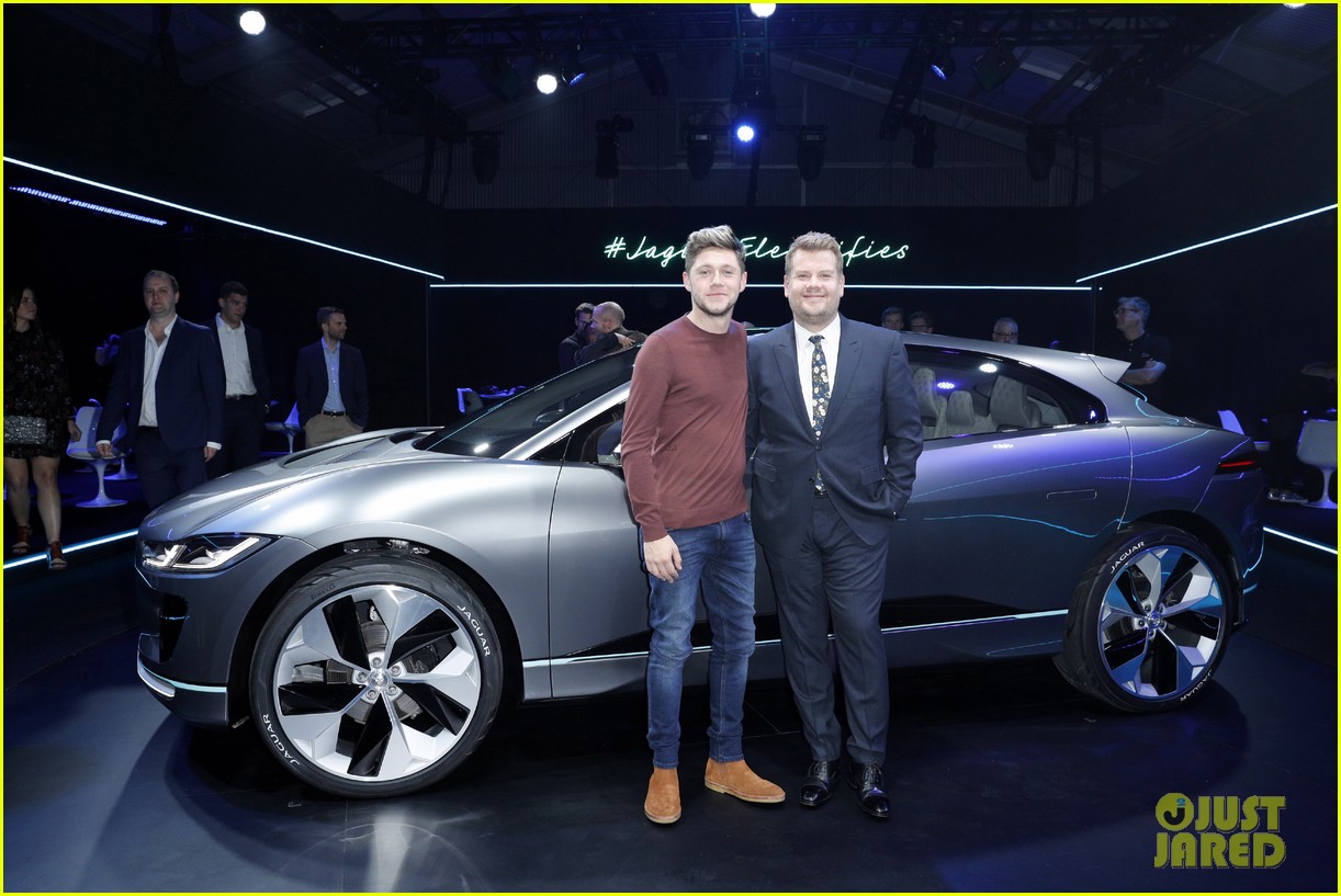 Miranda Kerr & Niall Horan Help Unveil Jaguar's New Car! Photo 3809236