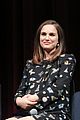 natalie portman is not as pregnant as she looks i have months to go 01