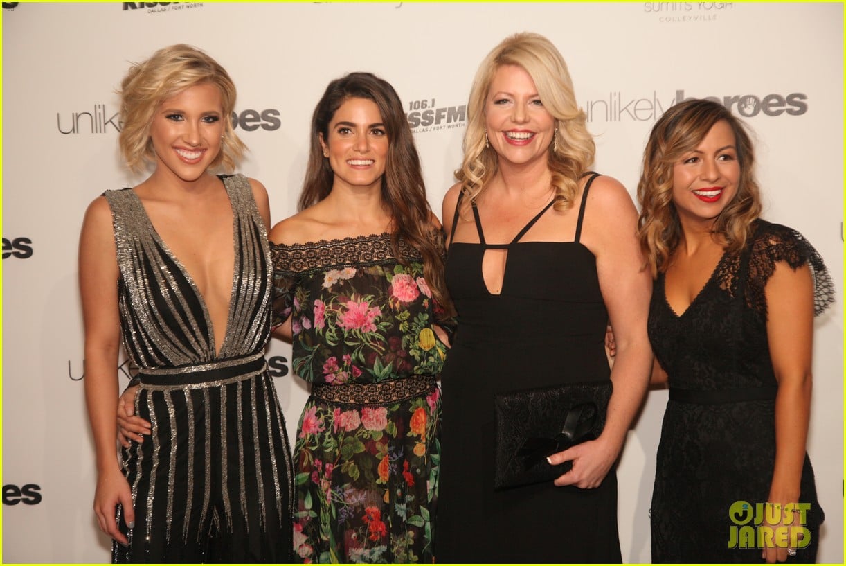 Nikki Reed Hosts Unlikely Heroes Charity Gala Photo 3807908 Ian