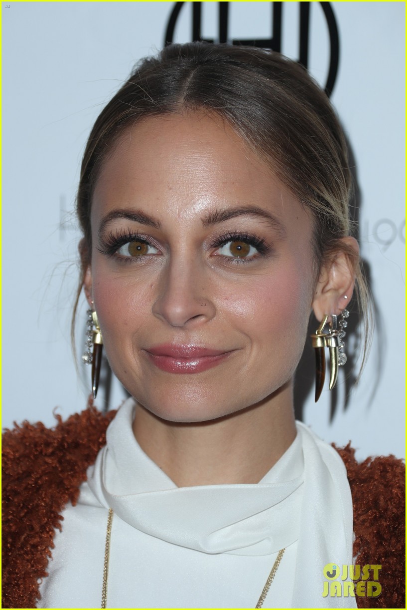 Nicole Richie Hosts Pearl xChange Event in WeHo! Photo 3802848