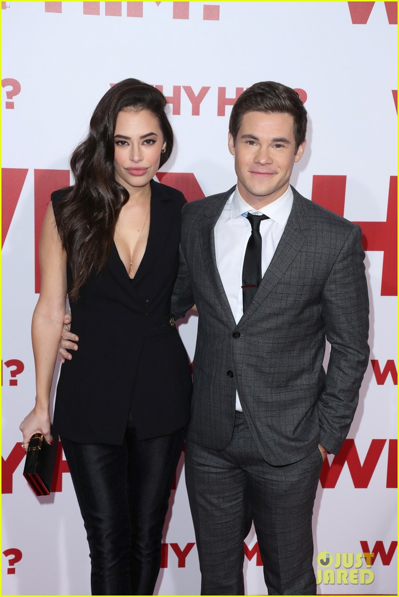 Kaley Cuoco & Karl Cook Couple Up for 'Why Him?' Premiere Photo 3829904 Kaley Cuoco Photos