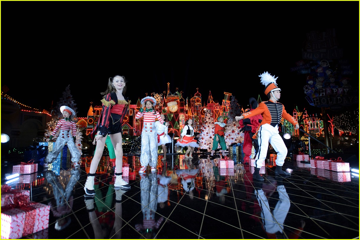 Disney Christmas Special 2016 Full Performers List Photo 3833009
