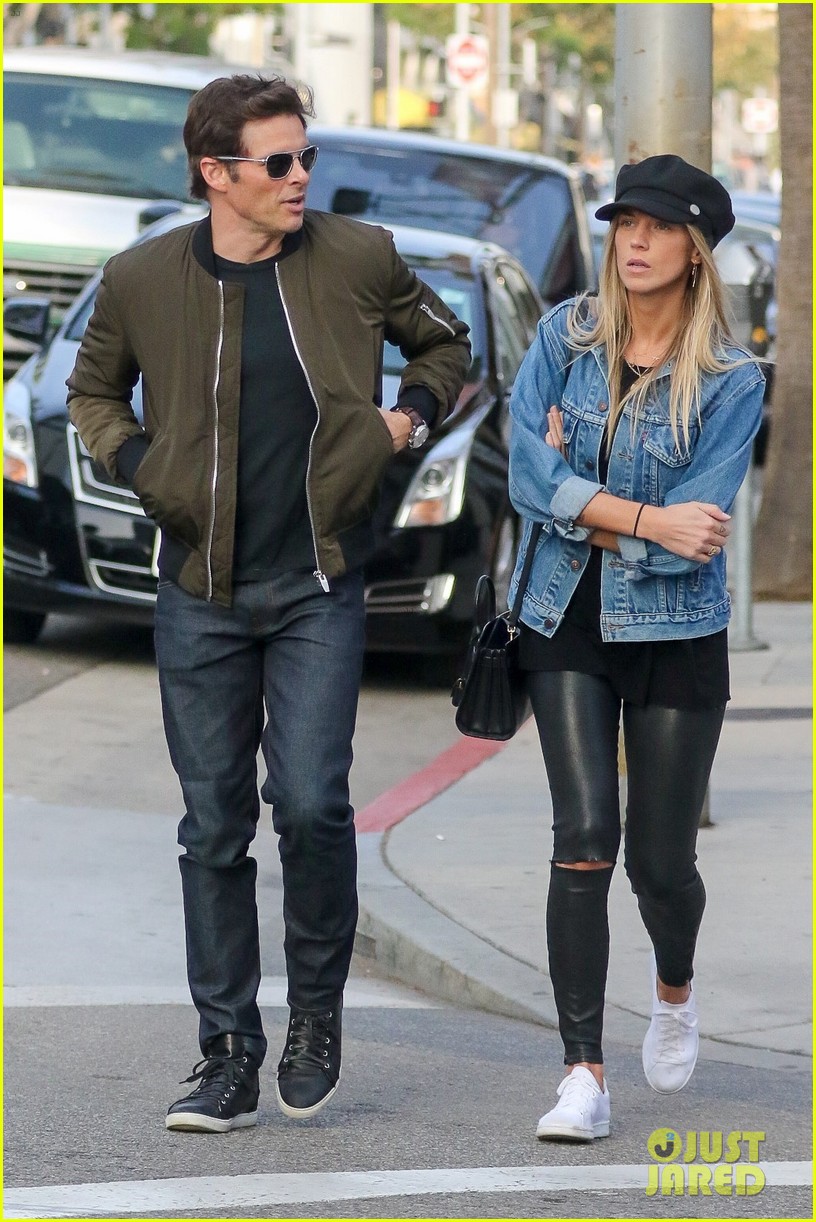 James Marsden Goes Holiday Shopping with Girlfriend Edei Photo 3827749