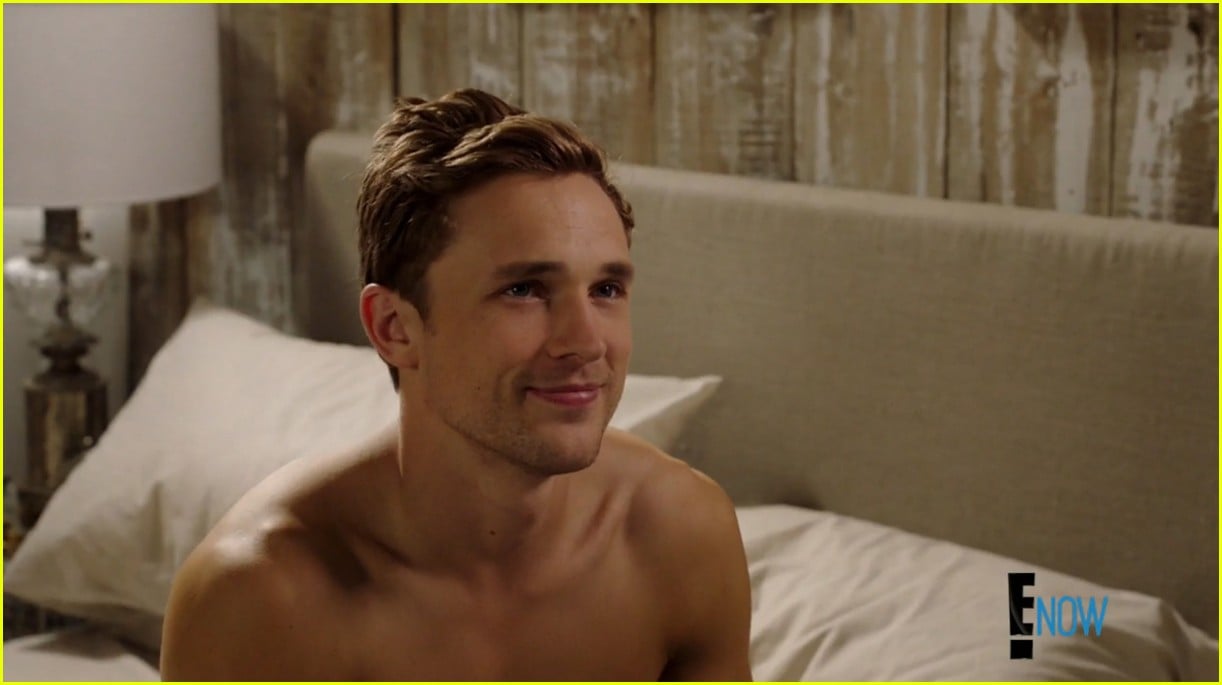 Full Sized Photo of william moseley shirtless moments the royals 08 Photo 3...
