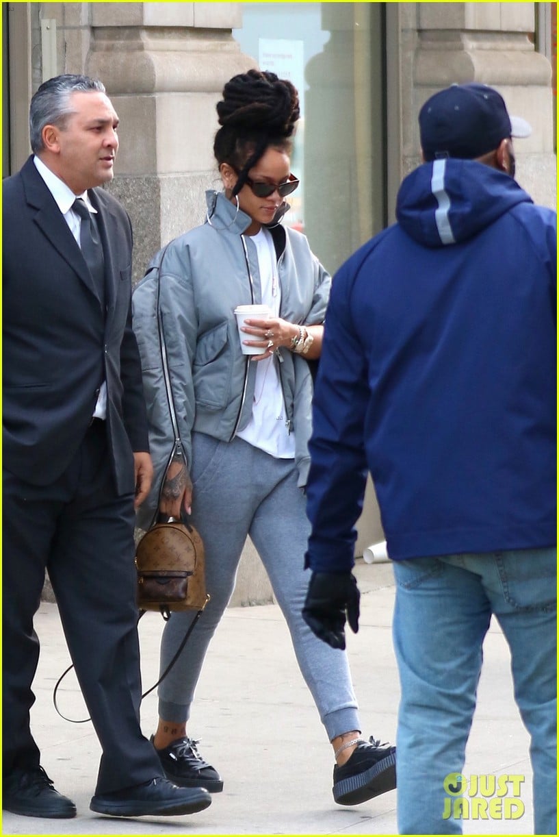 Rihanna Arrives to 'Ocean's Eight' Set in Her Fenty x Puma Velvet Creepers!:  Photo 3824870 | Rihanna Pictures | Just Jared