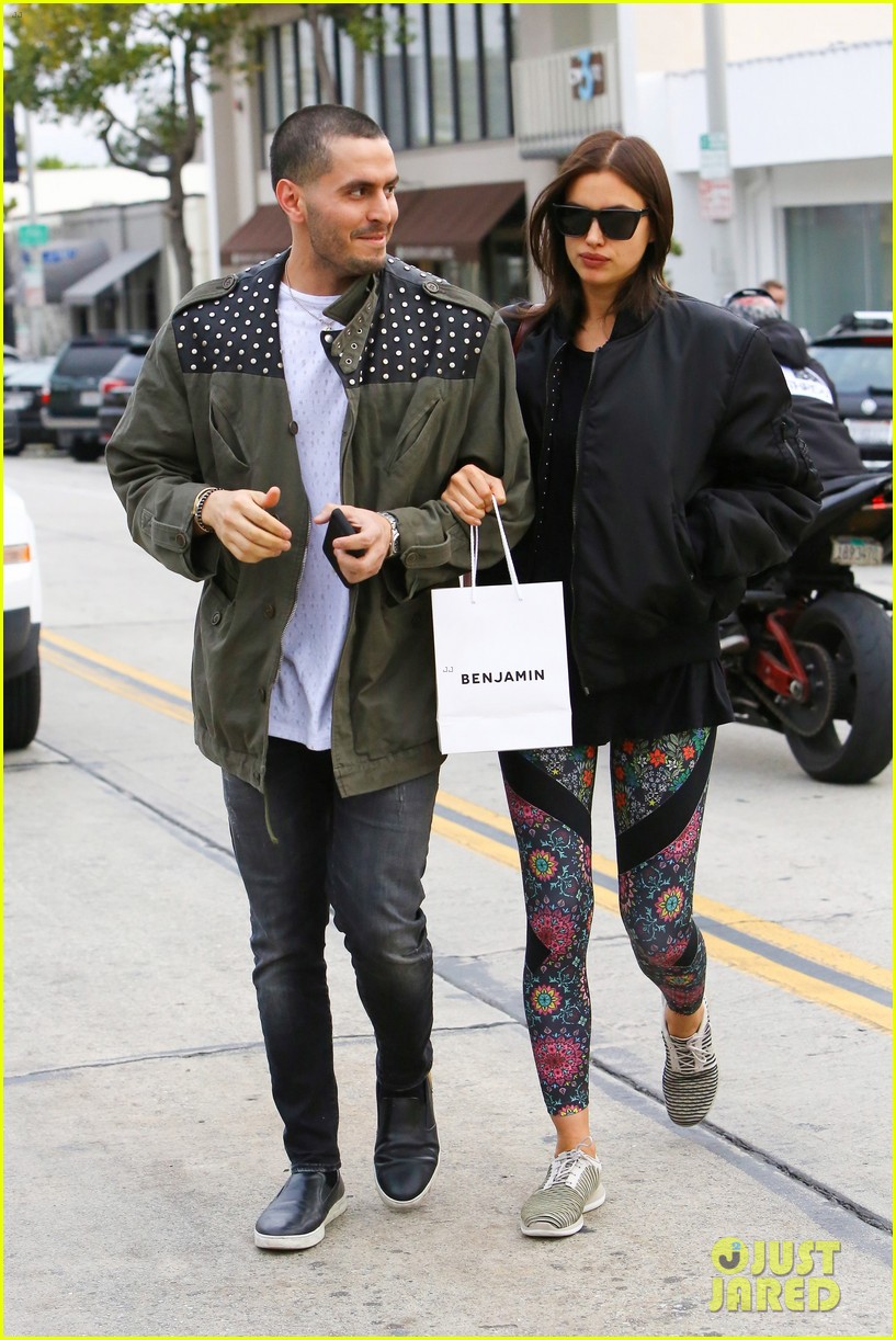 Irina Shayk Keeps Her Baby Bump Covered in Beverly Hills Photo 3832622