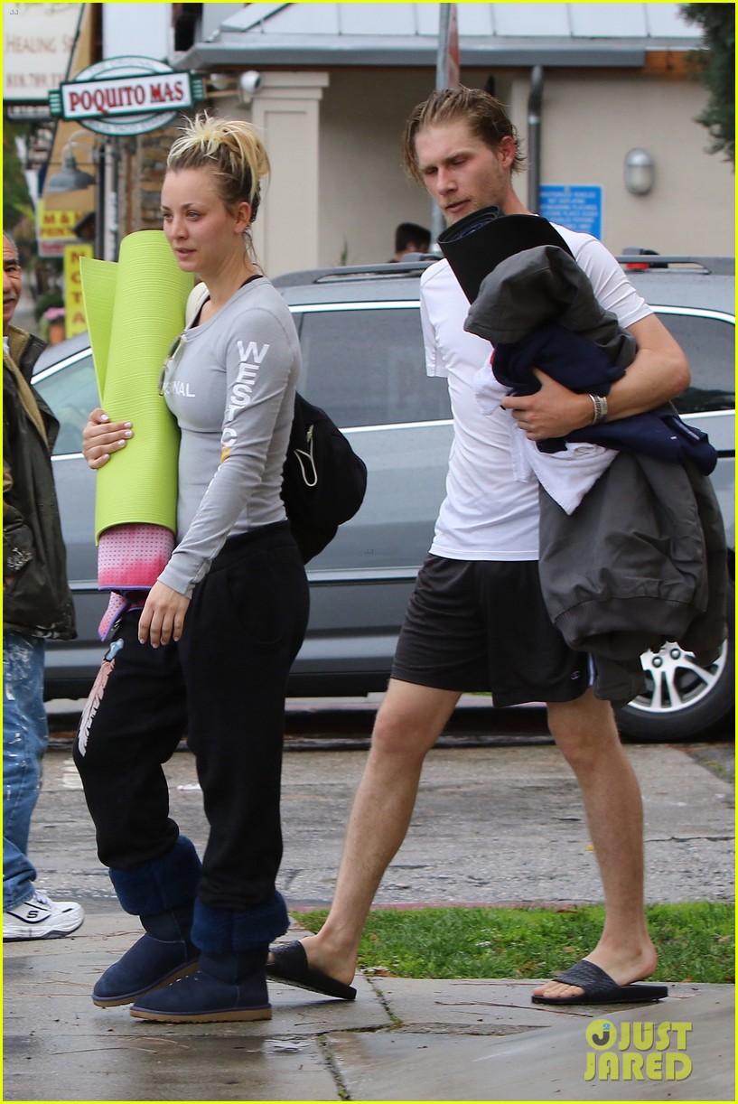 Kaley Cuoco's Mom Still Braids Her Hair for Horse Shows! Photo 3846765