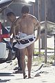 anthony kiedis bares buff body while changing out of wetsuit 01