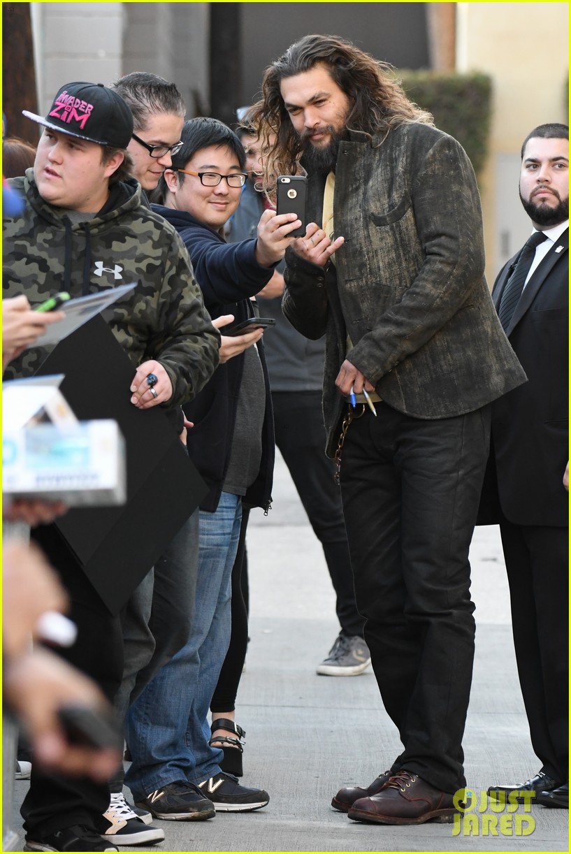 VIDEO Jason Momoa Shows Off His Axe Throwing Skills On 'Jimmy Kimmel