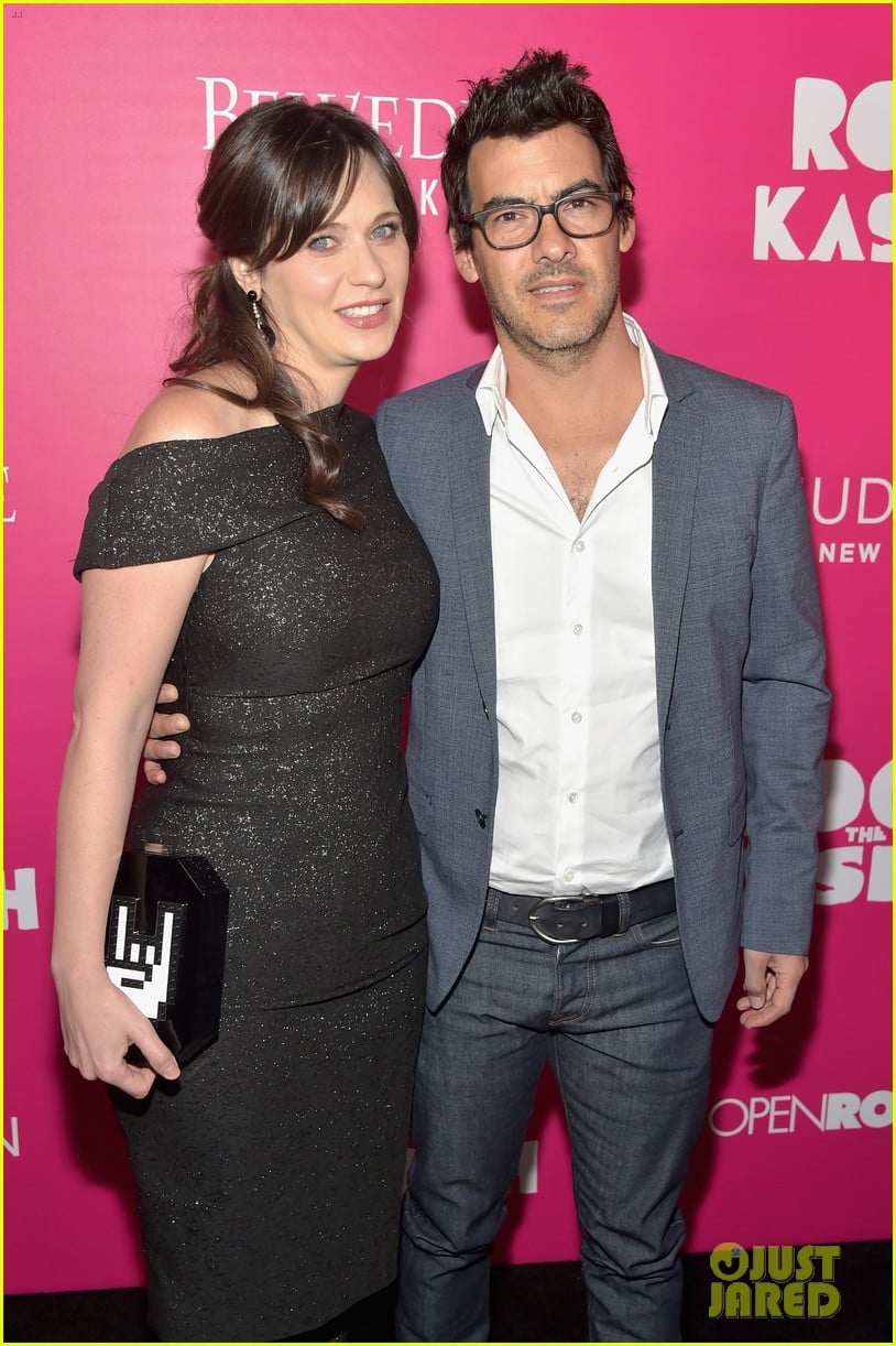 Zooey Deschanel is Pregnant With Her Second Child Report Photo